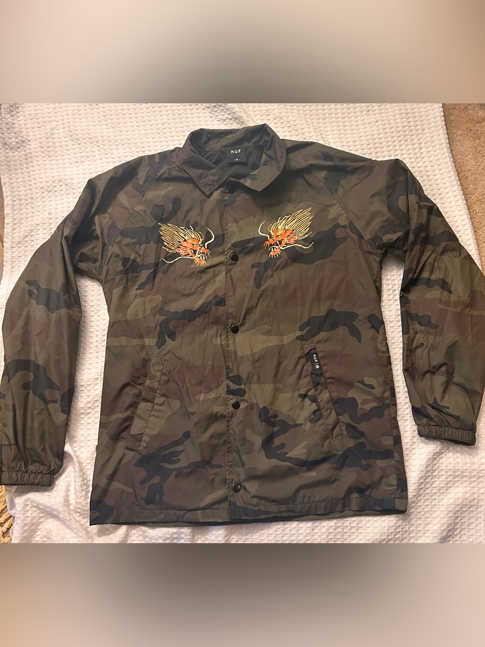 HUF WORLDWIDE Camo x Dragons SE Coach Jacket Rare Print! SIZE MEDIUM-NWOT!!!